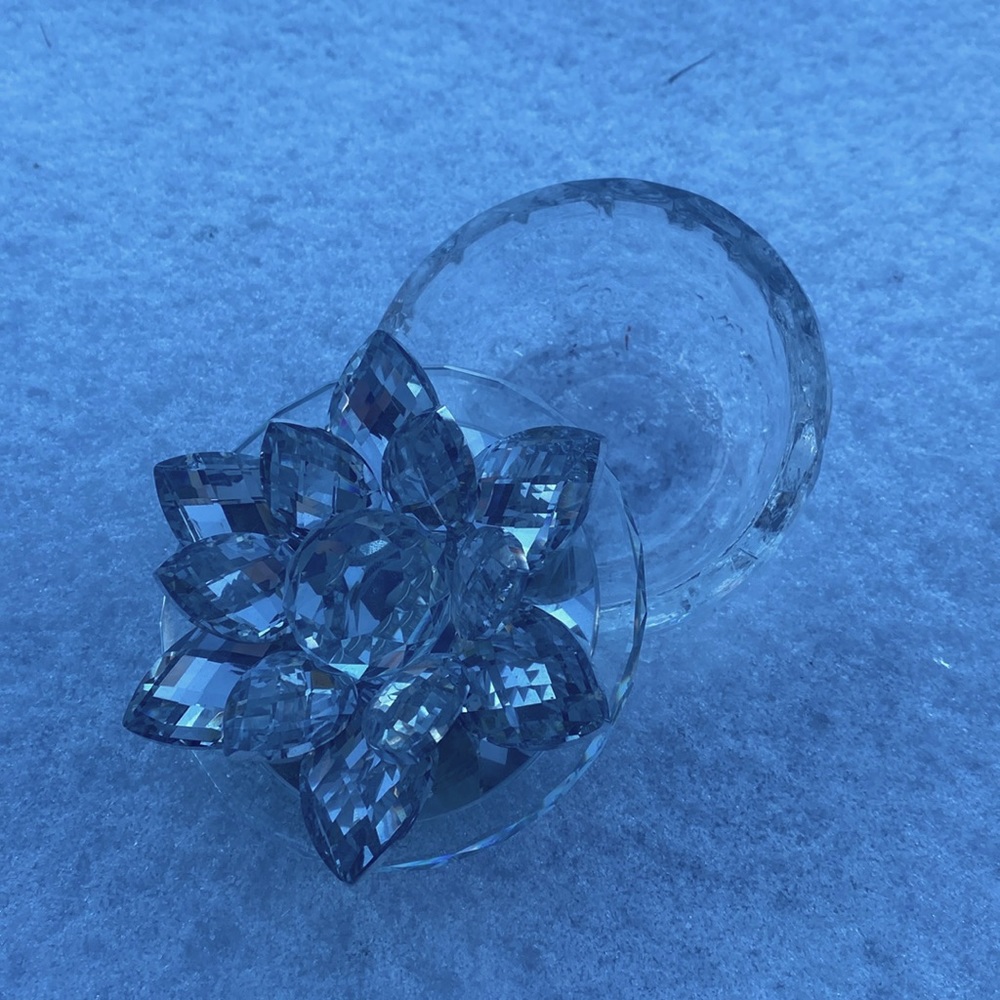 Small crystal (accent) decor